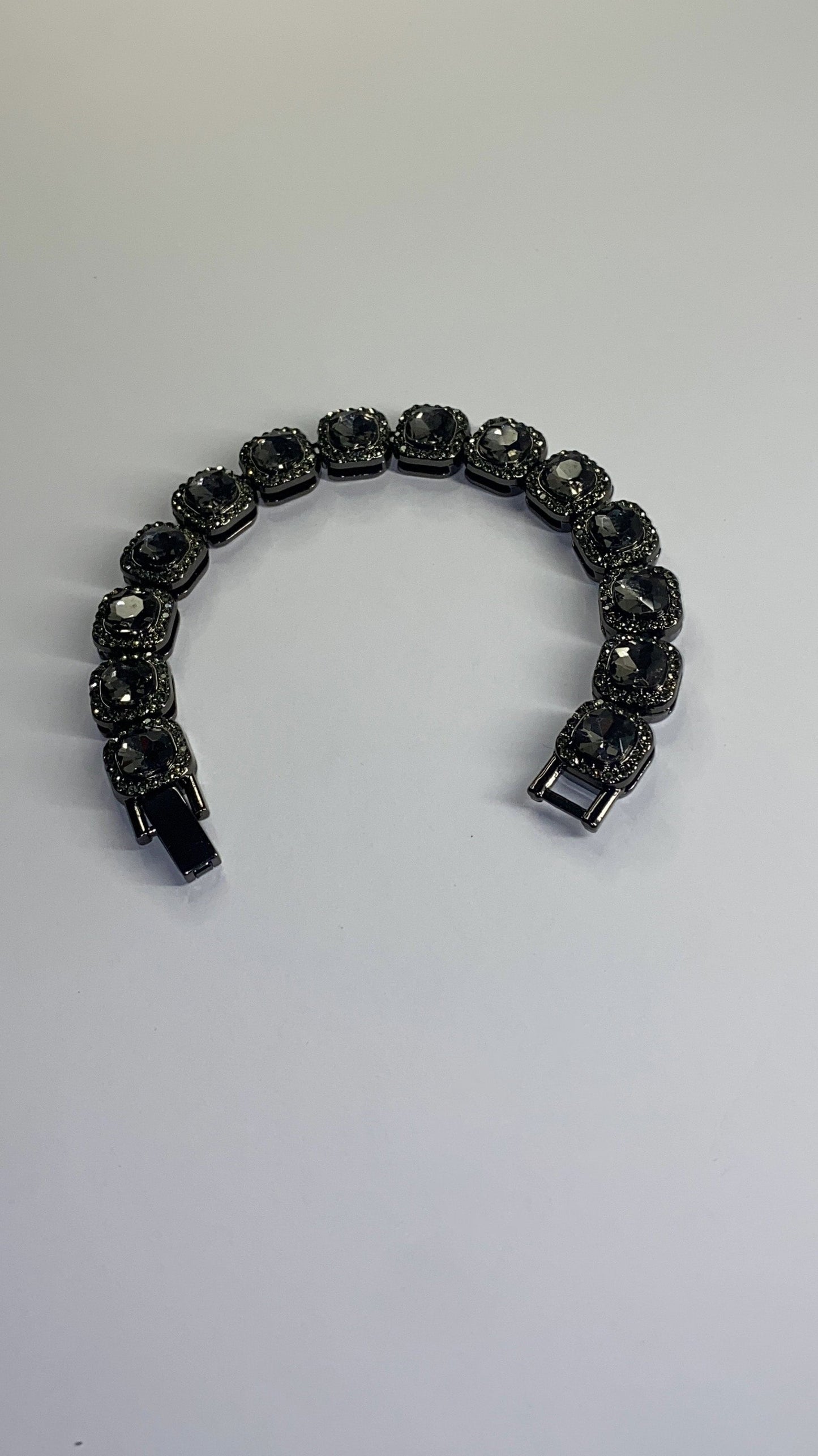 Bratara Obsidian Love