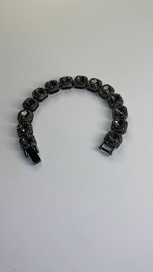 Bratara Obsidian Love