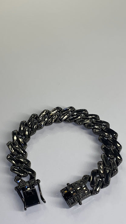 Bratara Obsidian Ice